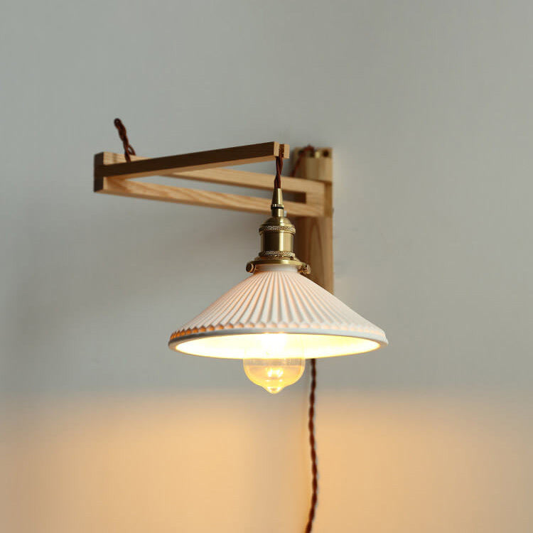 Uitschuifbare wandlamp met gestreept glas en houten arm voor woonkamer slaapkamer hal leeshoek sfeerverlichting | Sansoti
