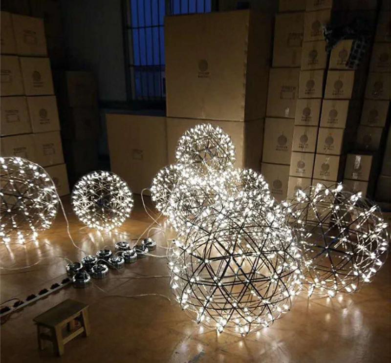 LED Pendant Lamp Silver Globe Ambient Lighting Modern Light Globe with Dimmable Light Points Transparent Crystal Globe Decorative Scandinavian Warm White Industrial Design Interior Lamp | Sansoti