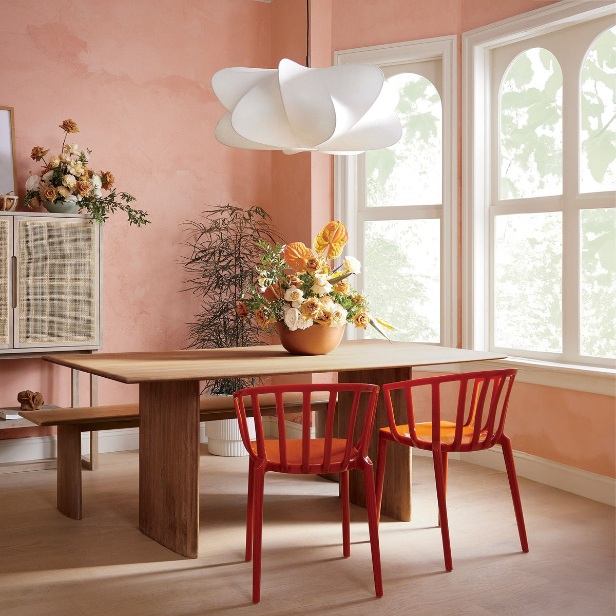 Silk cocoon pendant lamp – 3 sizes of organic ambient lighting | Sansoti
