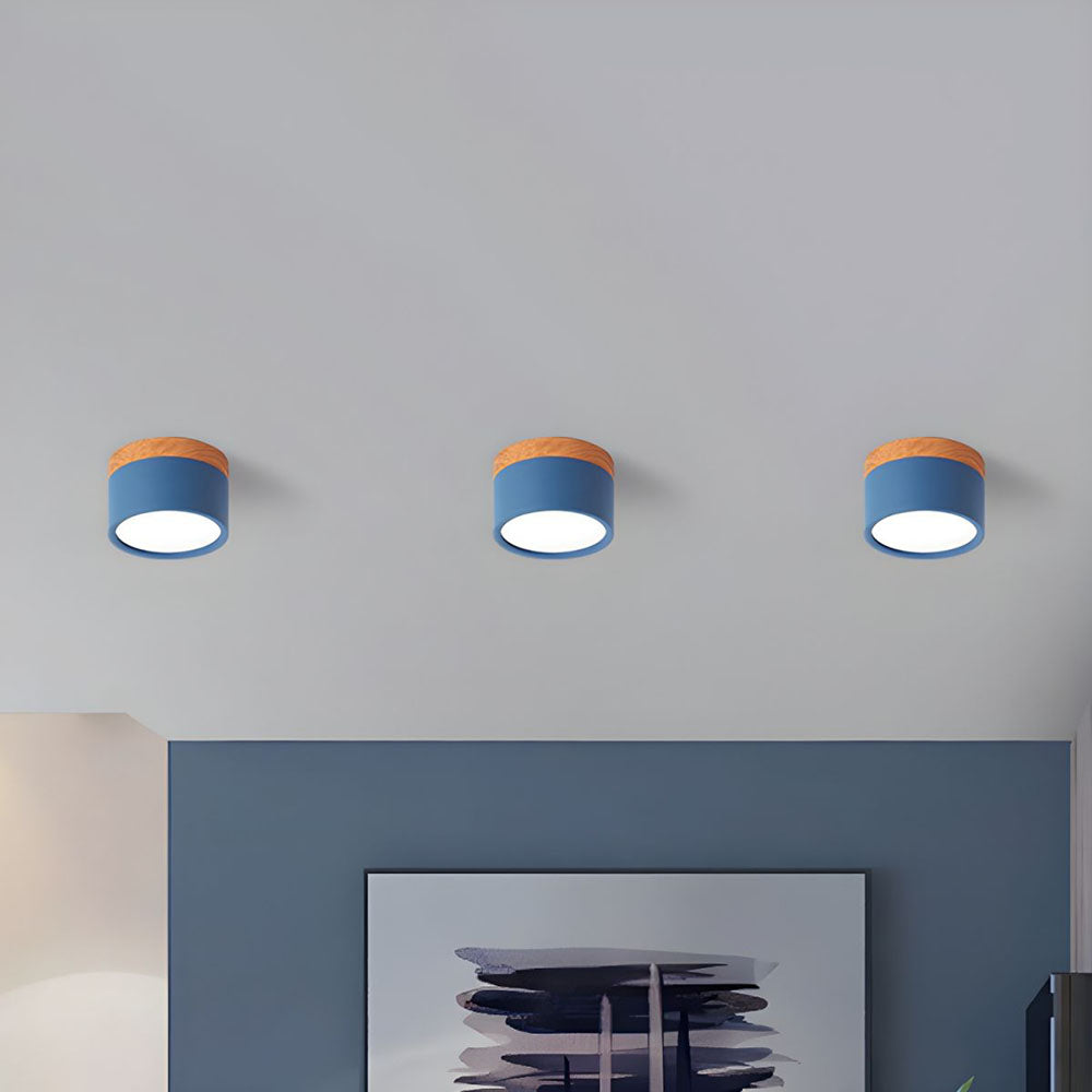 Plafonnier rond moderne en aluminium avec accents en bois et LED, éclairage scandinave pour entrée, salle à manger et salon | Sansoti