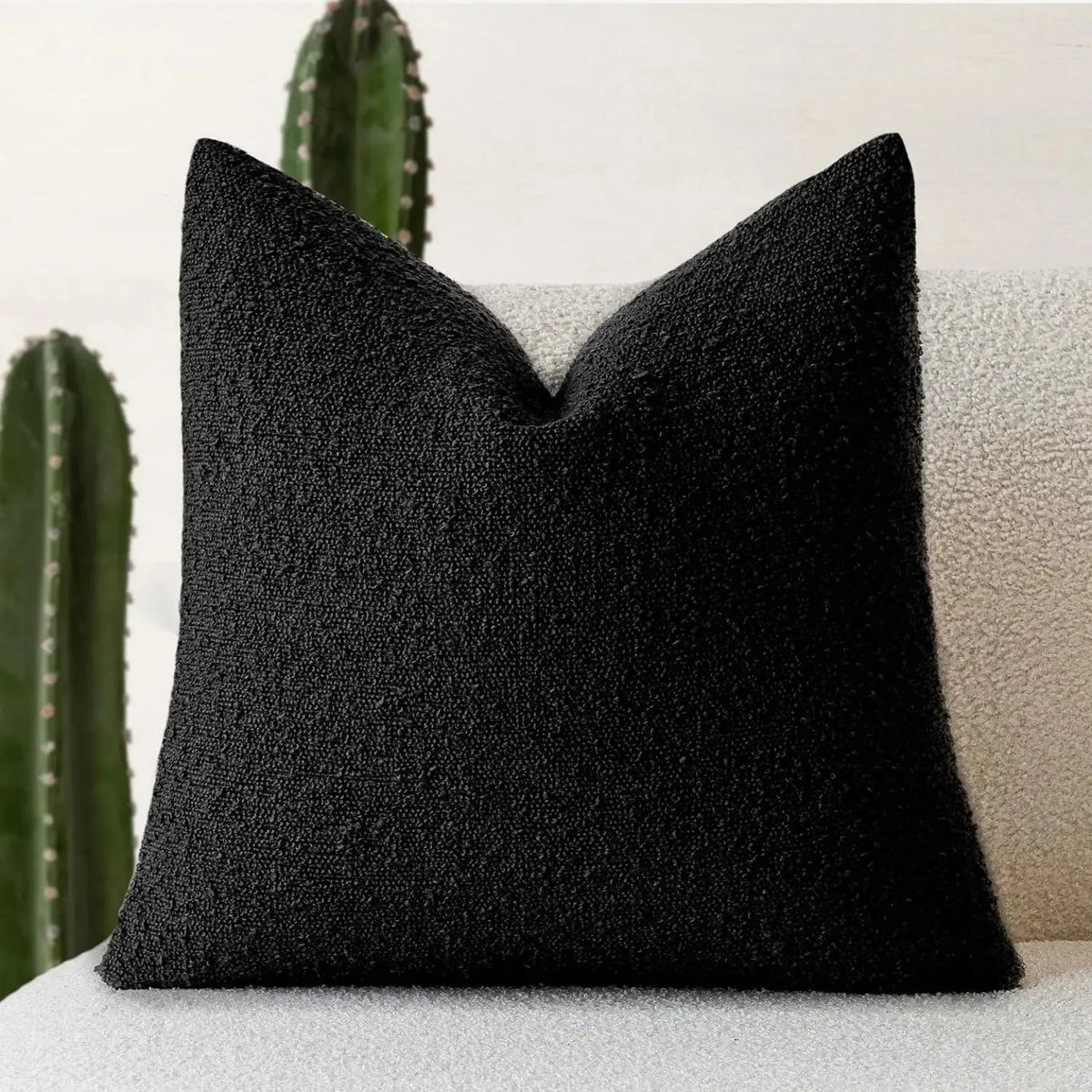 Kussenhoes 45x45 cm Bouclé Stof Zacht Minimalistisch Zonder Binnenkussen Wit Beige Camel Antraciet Groen Zwart | Sansoti