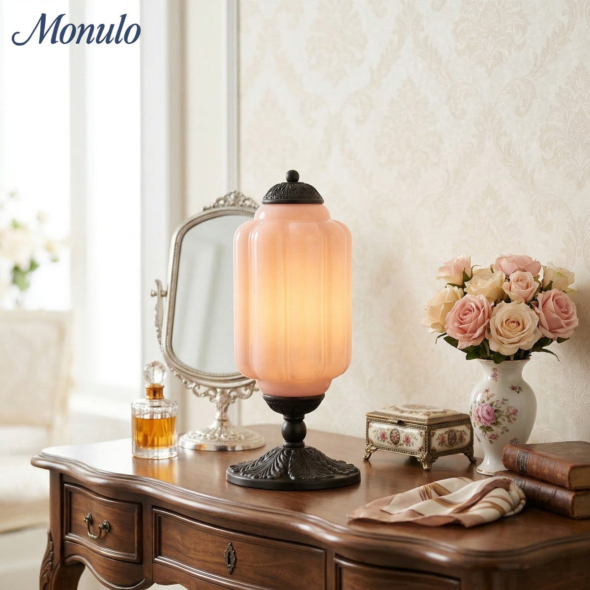 Lampe de table en verre avec design festonné style vintage chambre salon éclairage d’accent noir laiton verre mat | Sansoti