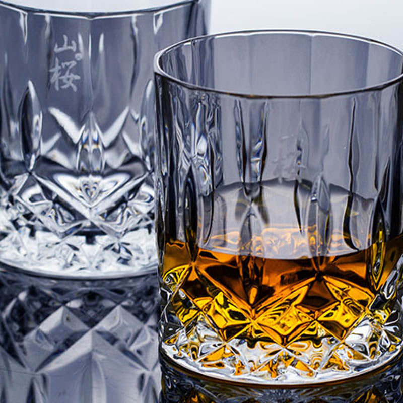 Japanisches Whiskyglas mit Kirschblüten-Relief 320ml Hitzebeständiges Glas für Whisky Cocktails Cognac Premium Trinkglas Traditionelles Handwerk Stilvolles Geschenk | Sansoti