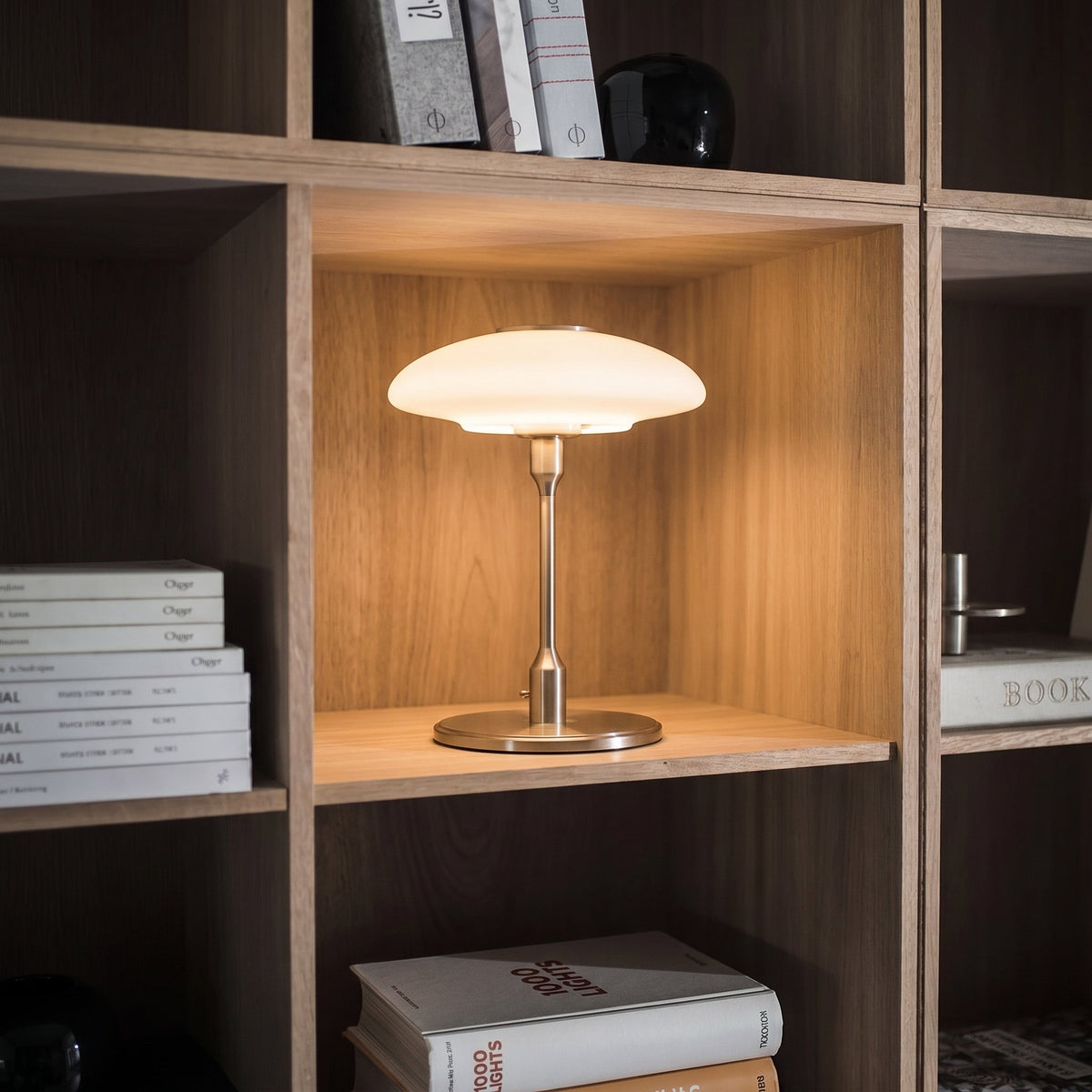 Modern Metal Table Lamp E14 Warm White LED Ambient Light Desk Bedside Table 30x42cm Scandinavian Design | Sansoti