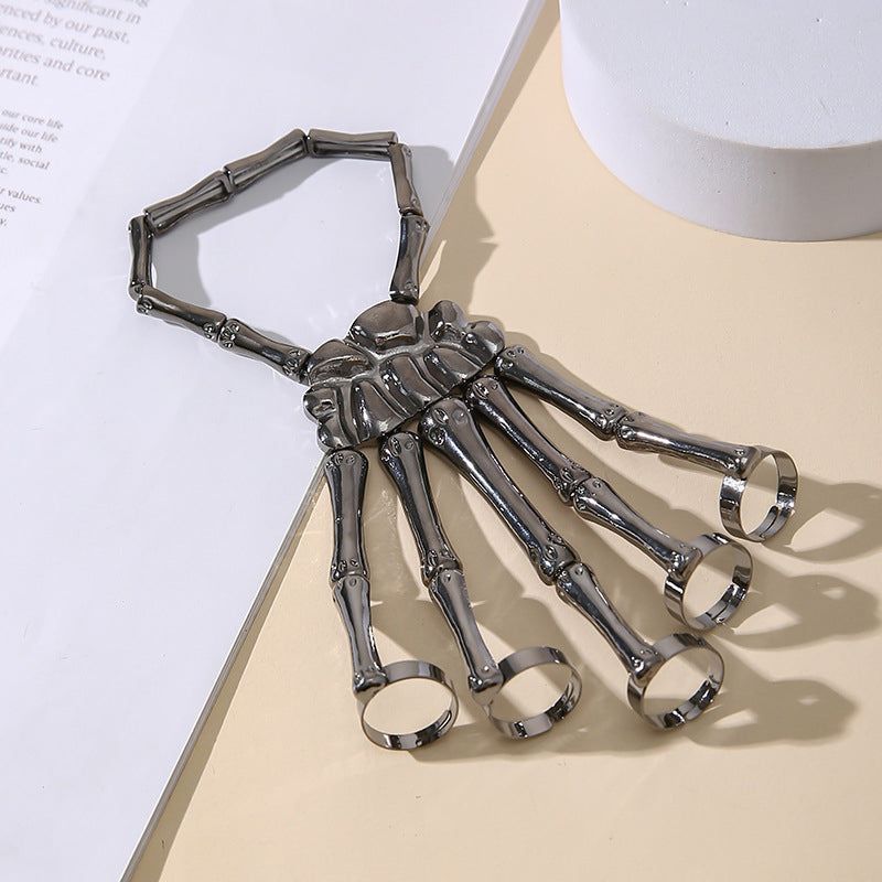 Skeleton Hand Chain Metal Halloween Accessory Gothic Jewelry Cosplay Party Decoration Festive Costume Bracelet | Sansoti