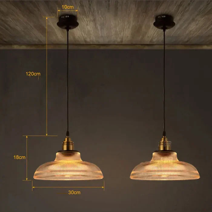 Szklana lampa wisząca z ryflowanym szkłem i ciepłym światłem do jadalni, salonu i kuchni | Sansoti