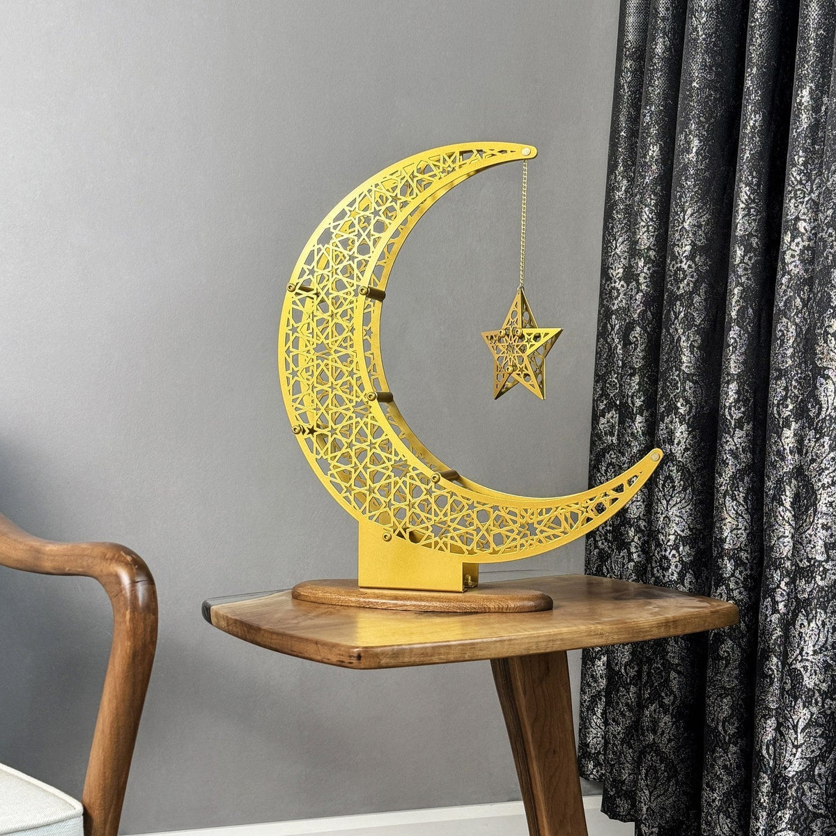 Islamic Moon & Star Wall Decoration — Metal Ramadan Ornament in Gold or Black | Sansoti