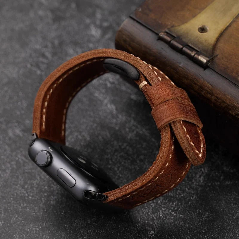 Vintage Leder-Uhrenarmband für Apple Watch mit handgenähten Nähten und vollnarbigem Lederfinish | verstellbares Armband 40-49mm für authentischen Retro-Look Patina-Entwicklung | Sansoti
