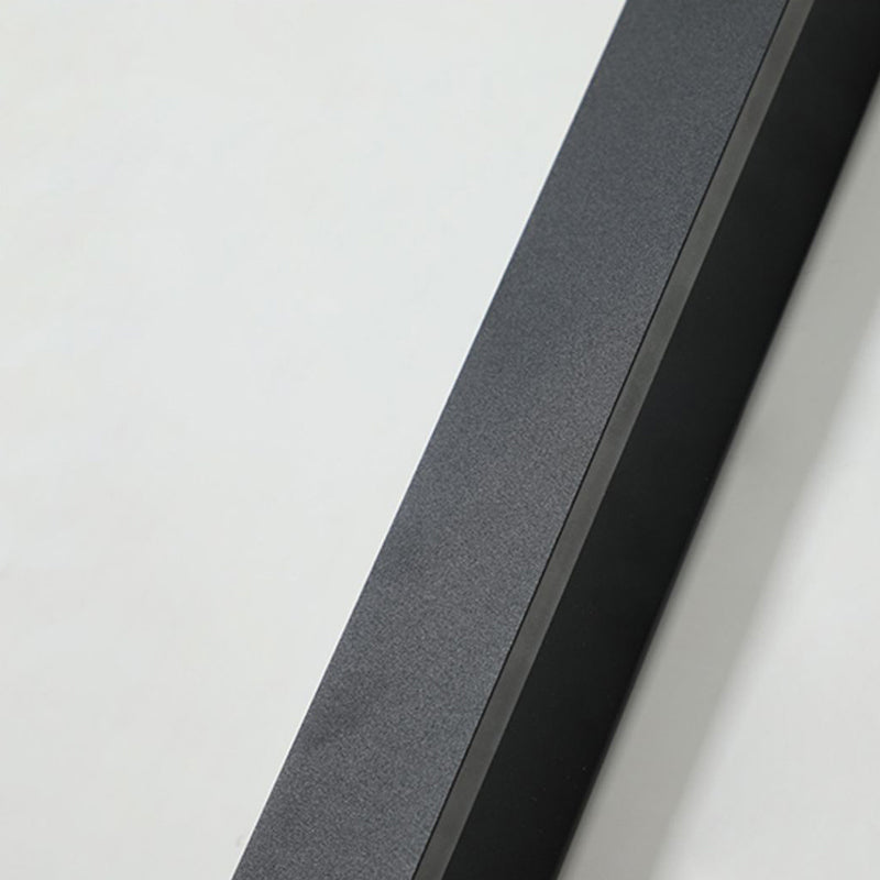 Aplique exterior LED negro de aluminio IP65 30-200cm moderno | Sansoti