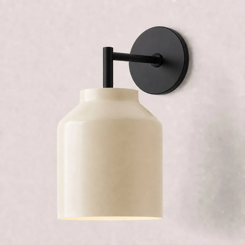 Wandleuchte mit Milchglas-Schirm und Metallakzenten minimalistisches Design Stimmungslicht Flur Gang Schlafzimmer | Sansoti