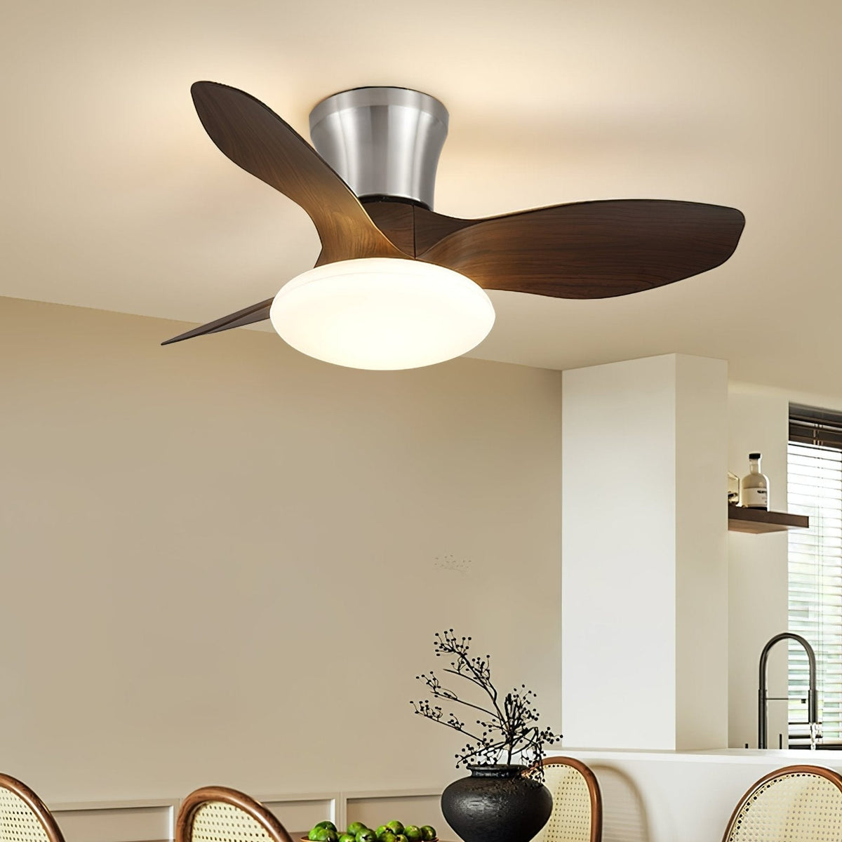 Moderner Design Deckenventilator mit LED-Beleuchtung | Holzflügel | Sansoti