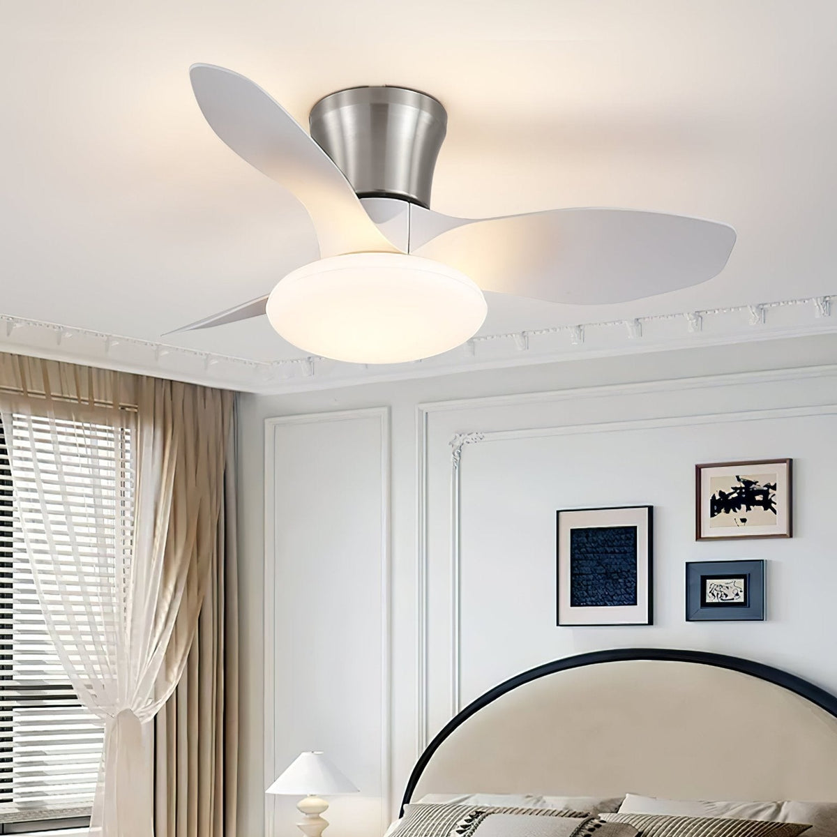 Moderner Design Deckenventilator mit LED-Beleuchtung | Holzflügel | Sansoti