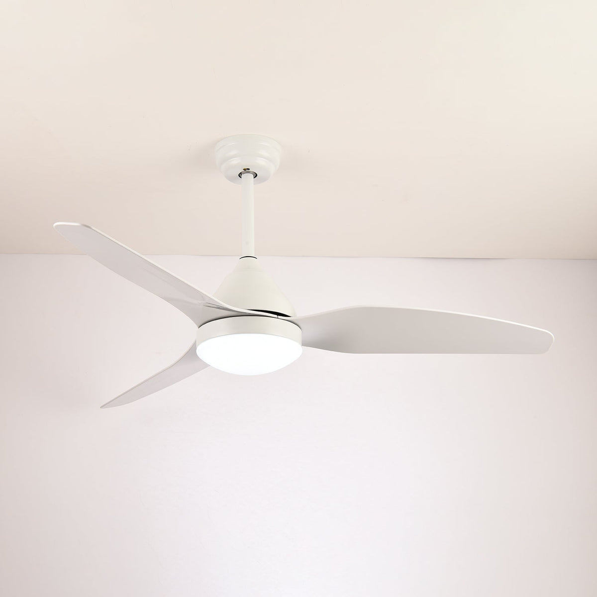Modern Ceiling Fan Fia with Lighting 3 Speeds Remote Control ø106 cm Black White Wood Color | Sansoti