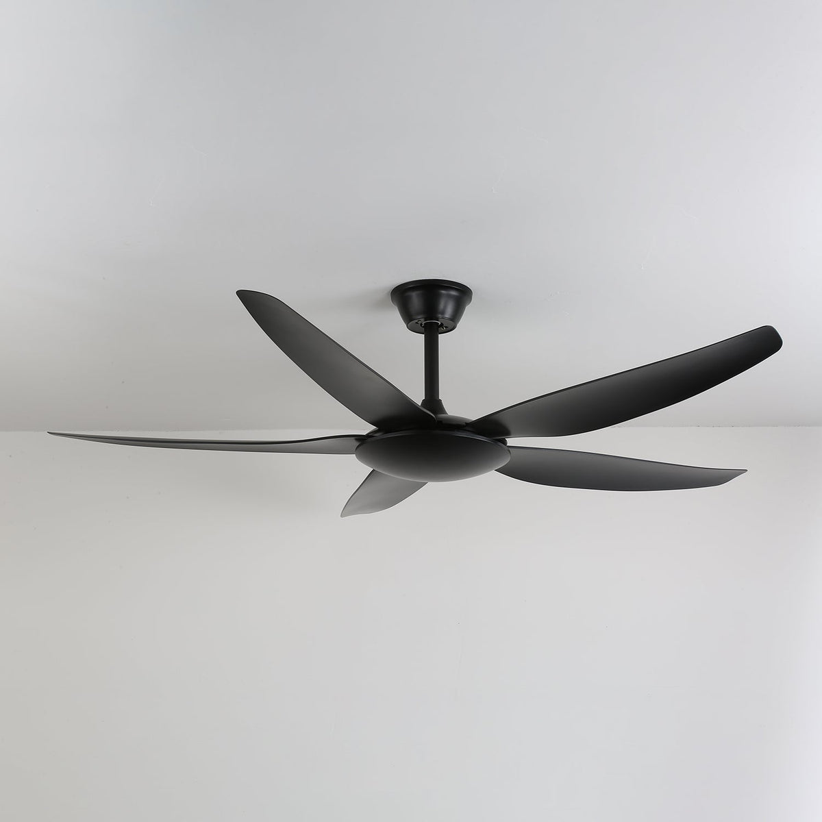 Minimalist Ceiling Fan with Lighting Ø132 cm — 6 Speeds & Remote Control | Sansoti