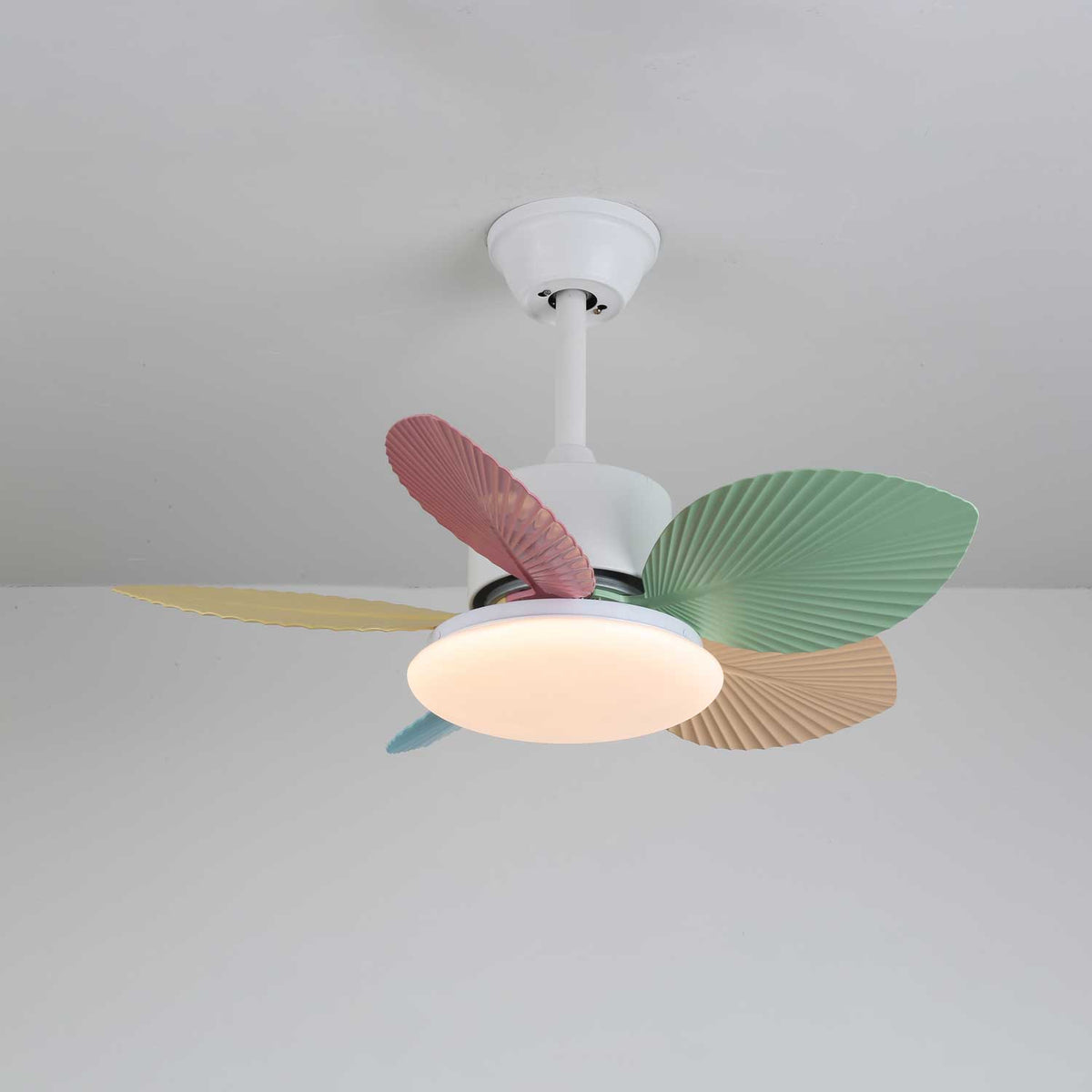 Deckenventilator mit farbigem Glaslicht – Ø76 cm dimmbar – 6 Geschwindigkeiten inkl. Fernbedienung – leiser Motor – modernes Design für Wohnzimmer und Schlafzimmer | Sansoti