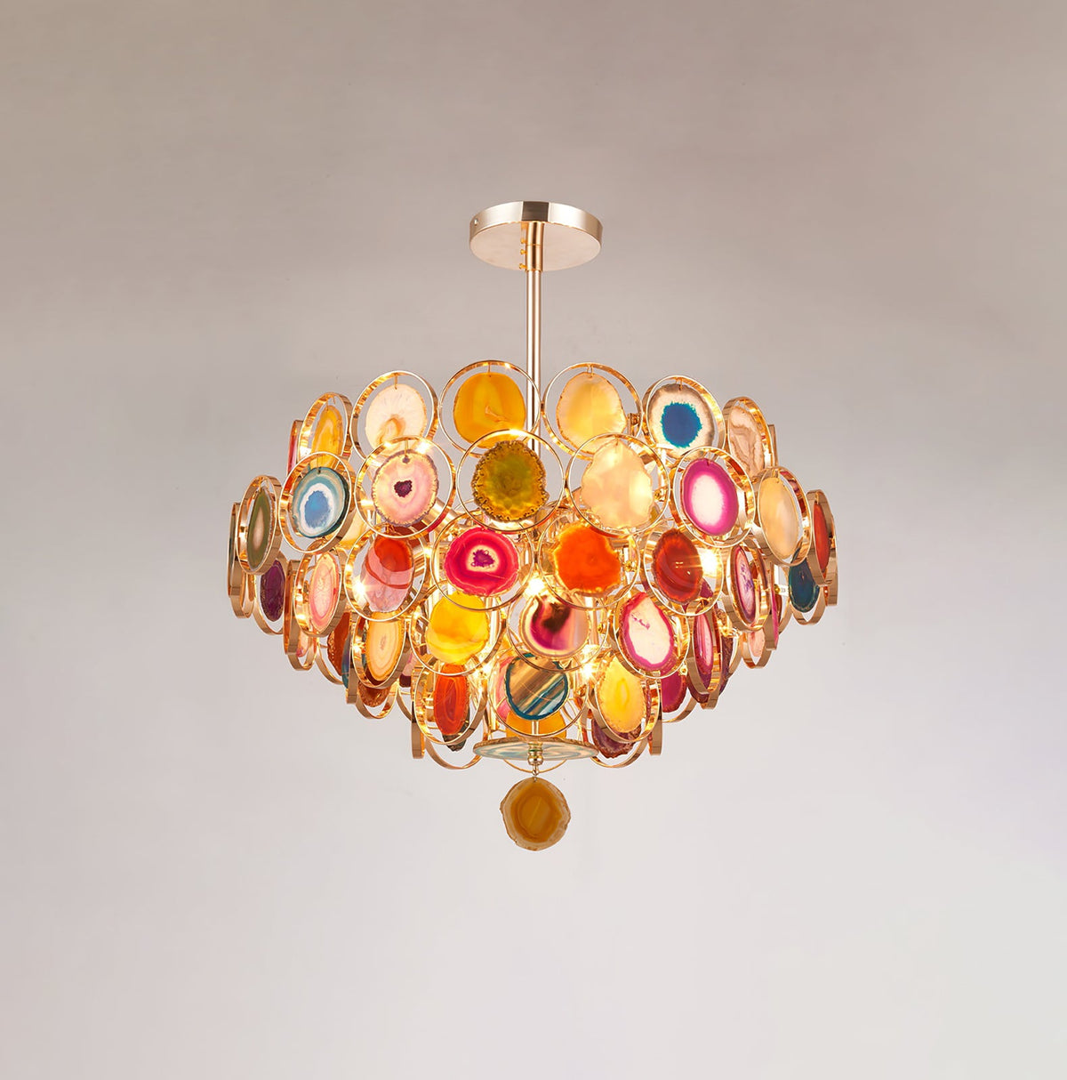 Lustre en agate – Suspension en pierre naturelle avec montage doré – Véritable agate brésilienne éclairée | Sansoti