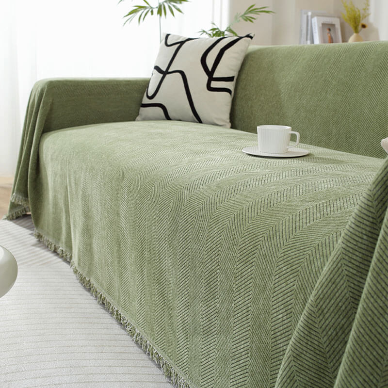 Chenille Throw with Herringbone Pattern and Tassels – Soft Sofa Blanket 180x130cm – Decorative Home Throw for Sofa | Sansoti