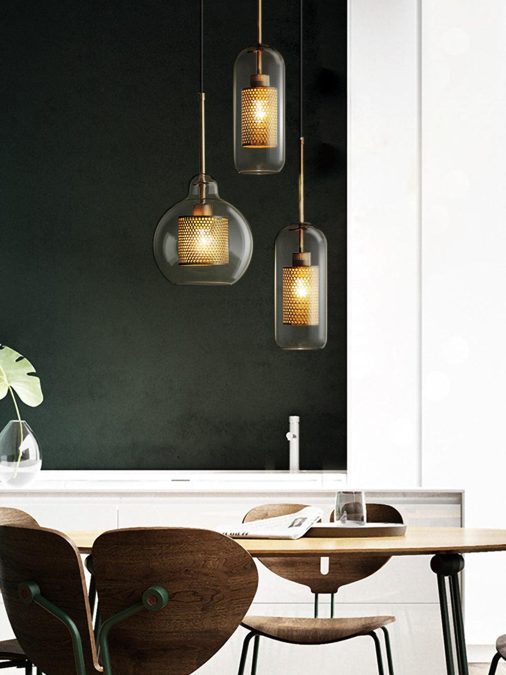 Glas-Hängelampe mit Metall-Gitterschirm Transparent Bernstein Schwarz Gold 20-30cm Skandinavisches Design Esszimmer Küche | Sansoti