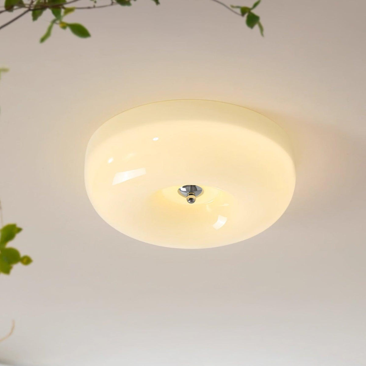 Deckenlampe Milchglas 32–46 cm | Glaskugel mit Silberakzent | Dimmbares Deckenlicht Warmweiß | Sansoti