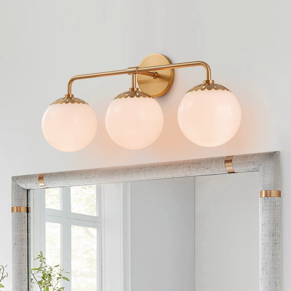 Art Deco Wall Lamp with Flower Shade and Glass Globe – Design Wall Lighting in Brass, Black, or Nickel for Living Room and Bathroom | Sansoti