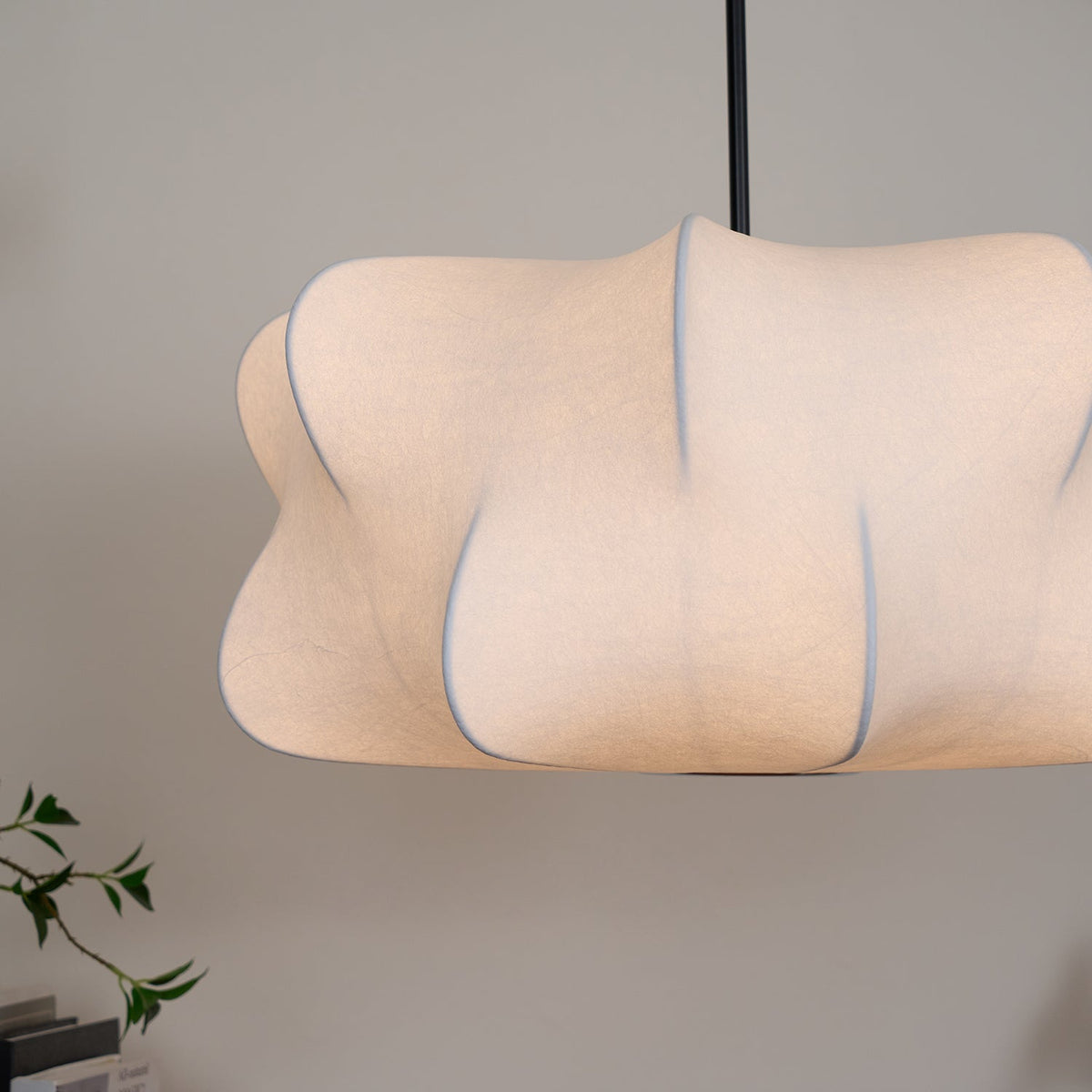 Silk cocoon pendant lamp – 3 sizes of organic ambient lighting | Sansoti
