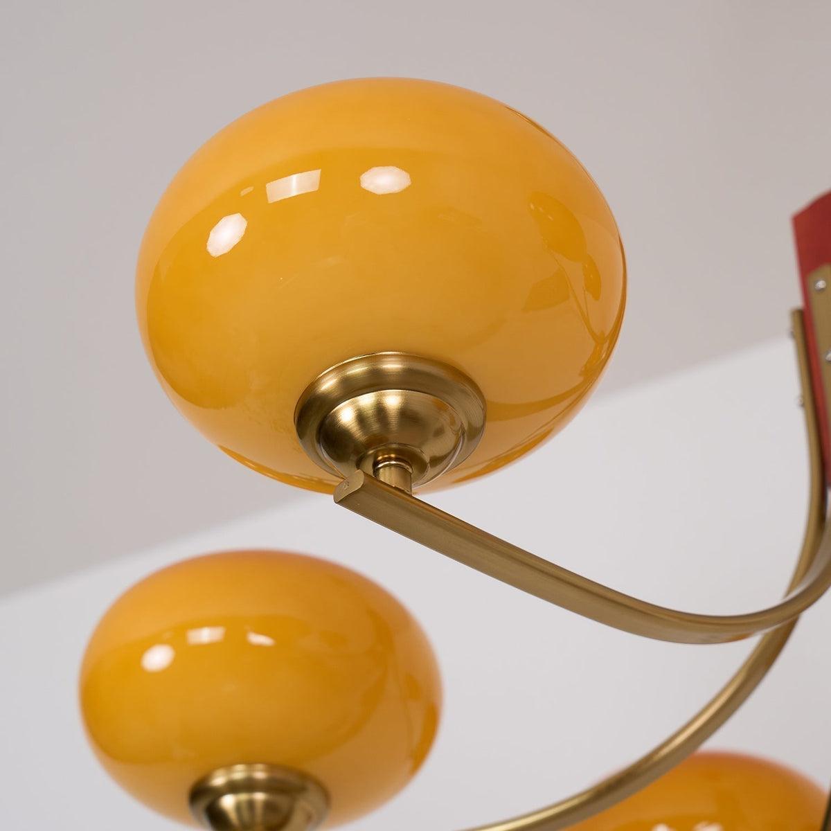 Lustre en verre avec 6 globes ambrés, douilles en laiton, suspension pour salle à manger et salon, éclairage d’ambiance | Sansoti