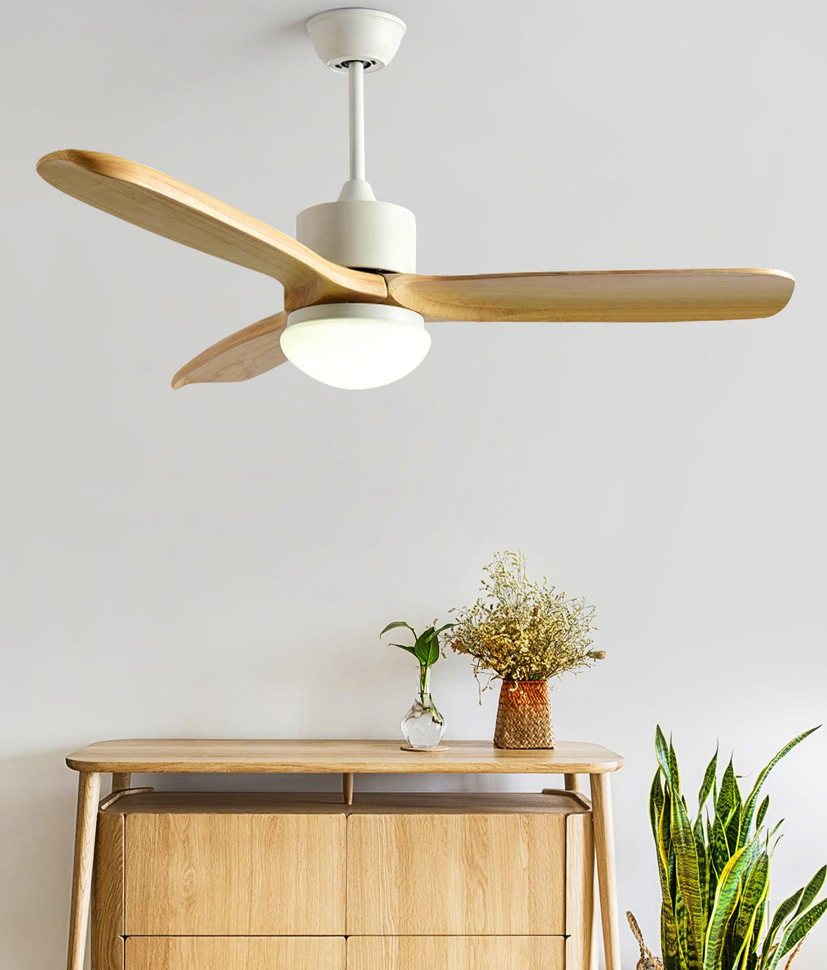Skandinavischer Deckenventilator mit Beleuchtung Elegance Naturel – Quadratische Holzflügel mit LED-Lampe & Fernbedienung | Sansoti