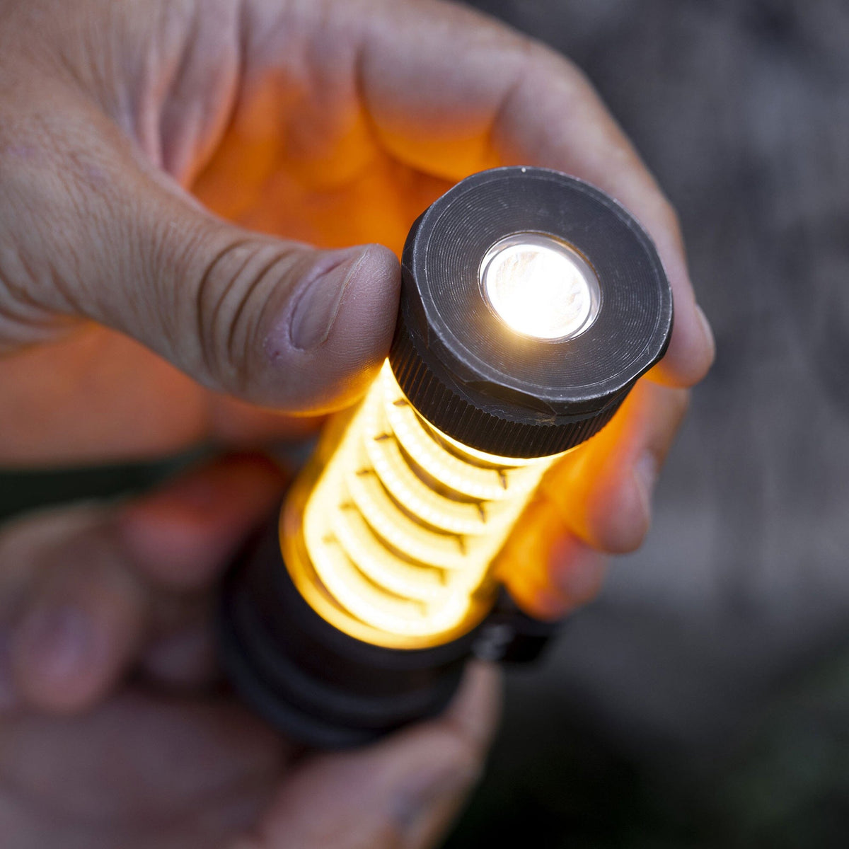 Multifunctional LED Lantern with USB-C Charging and 7 Light Modes – Compact Camping Lamp and Flashlight in One – Rechargeable – With Carry Strap – Ideal for Outdoor, Camping and Emergencies | Sansoti