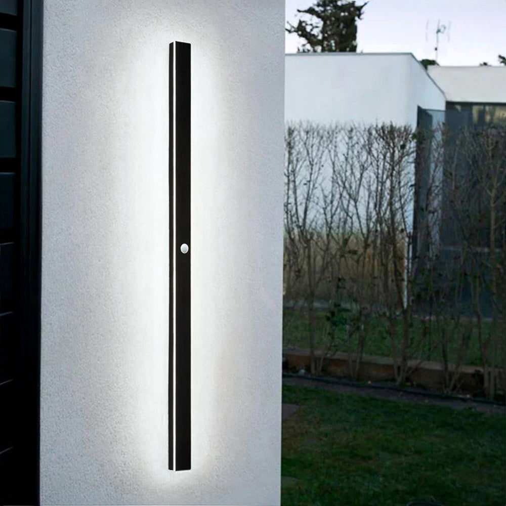 Aplique exterior LED negro de aluminio IP65 30-200cm moderno | Sansoti
