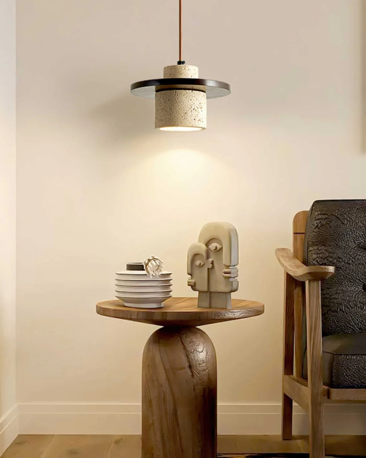 Suspension en pierre naturelle travertin avec accent noyer design moderne | Sansoti
