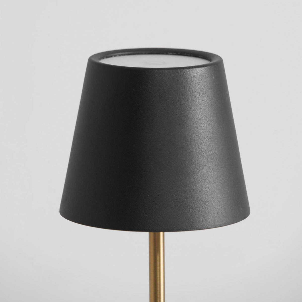 Portable Mini Table Lamp on Battery with Marble Base Ø10cm | Sansoti