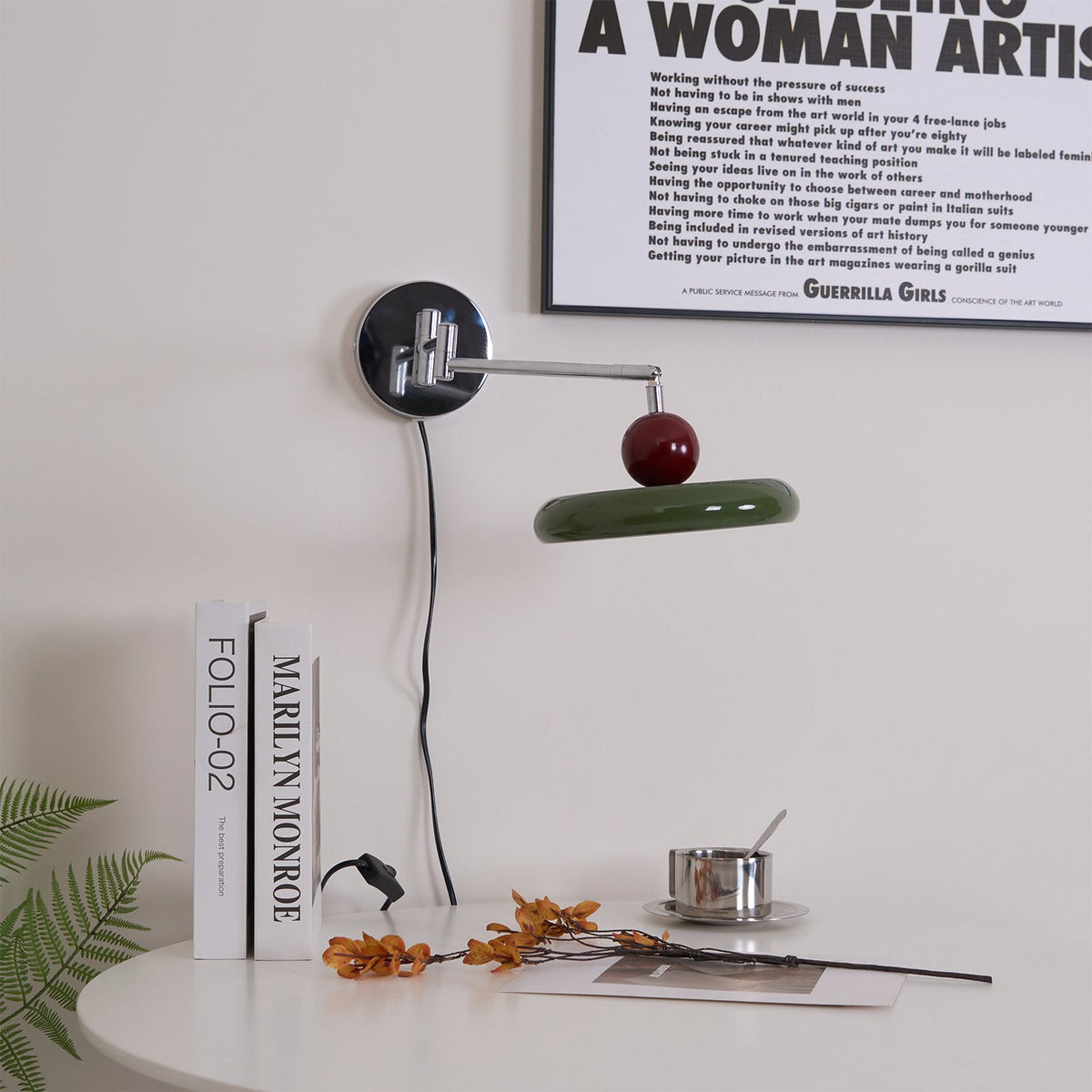 Round Plug-In Wall Light – Scandinavian Design with Integrated LED and 3 Color Temperatures | Sansoti