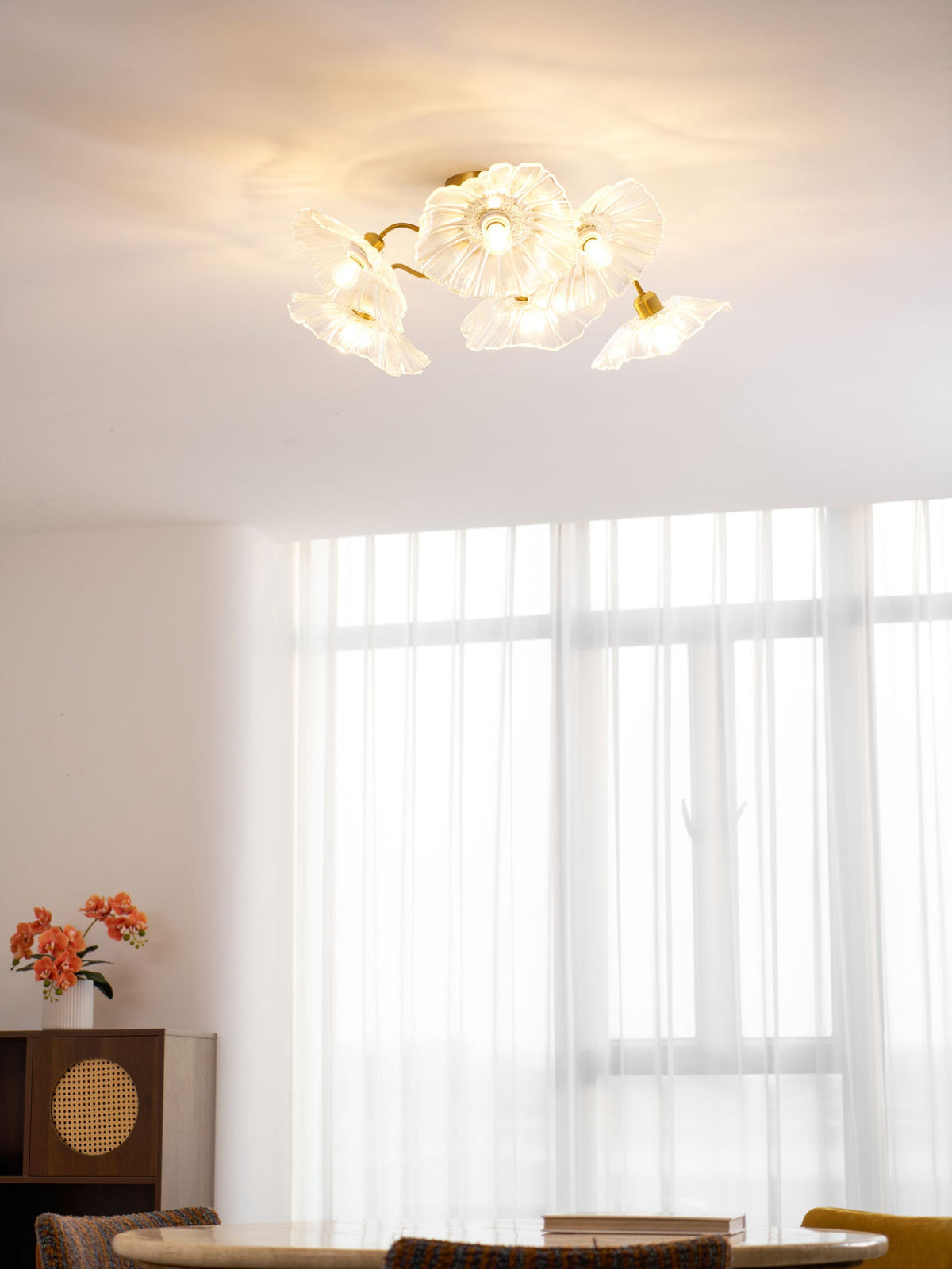 Glass Ceiling Lamp with Leaf Motif – 3, 5 or 6 Light Points – Golden Fixture with Clear or Pink Frosted Glass | Sansoti