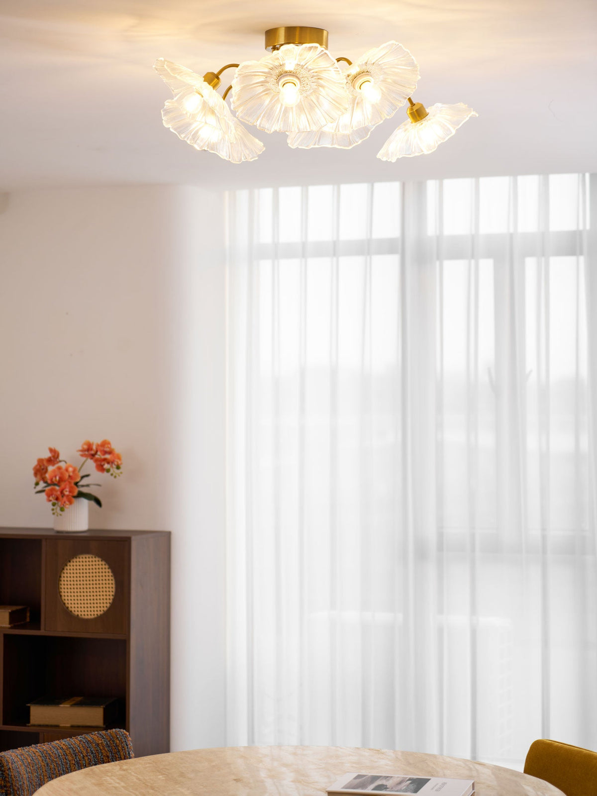 Glass Ceiling Lamp with Leaf Motif – 3, 5 or 6 Light Points – Golden Fixture with Clear or Pink Frosted Glass | Sansoti