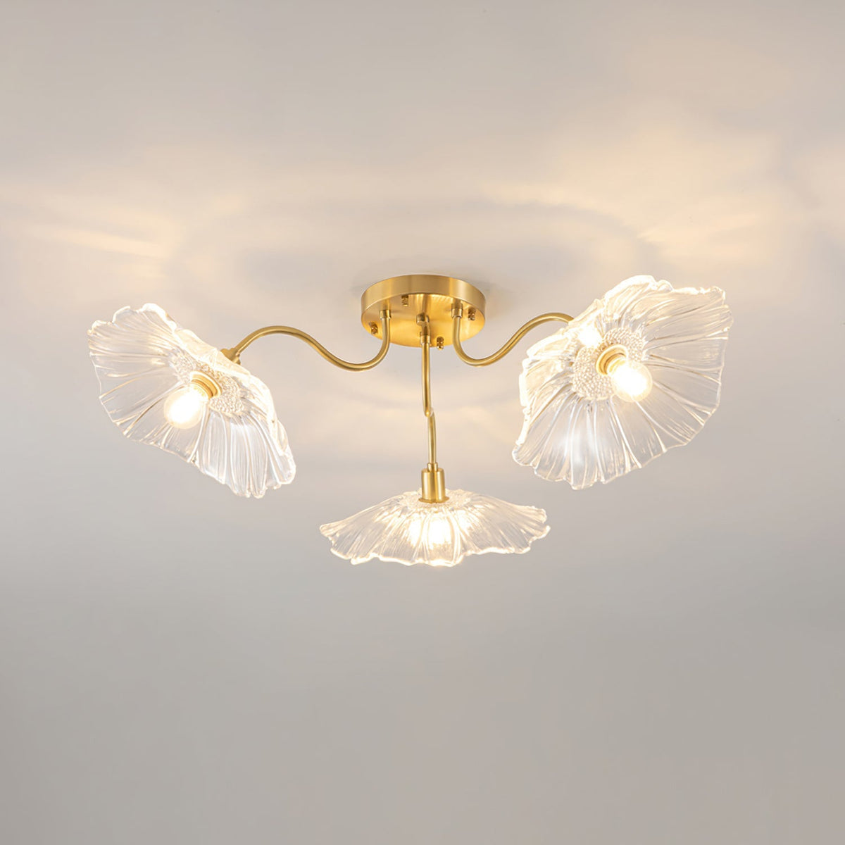 Glass Ceiling Lamp with Leaf Motif – 3, 5 or 6 Light Points – Golden Fixture with Clear or Pink Frosted Glass | Sansoti