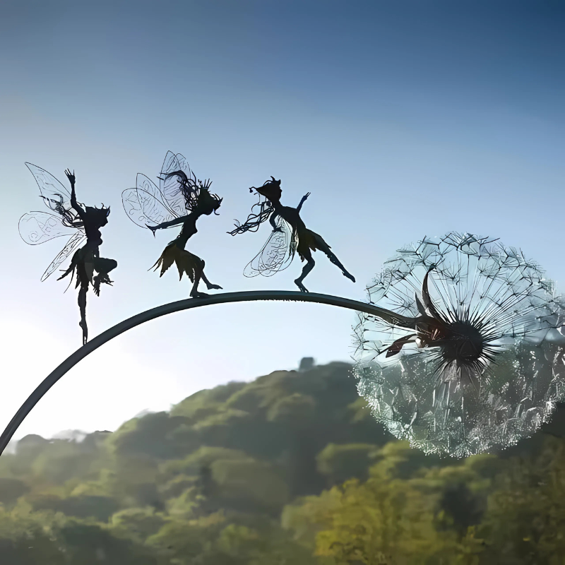 Metallene Feenfigur für den Garten, Außendekoration, Märchenstatue, Gartenornament, Fantasiefigur und Gartenkunst-Elfe | Sansoti