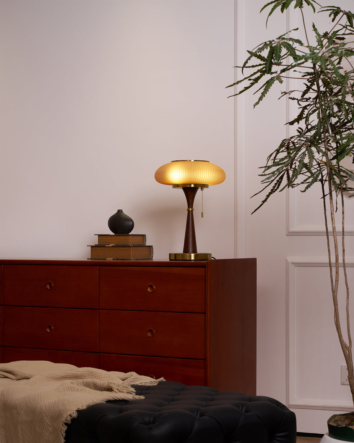 Table Lamp with Mushroom Shade – Vintage Design Lighting for Desks and Nightstands | Sansoti