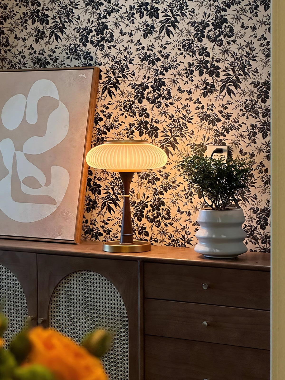 Table Lamp with Mushroom Shade – Vintage Design Lighting for Desks and Nightstands | Sansoti