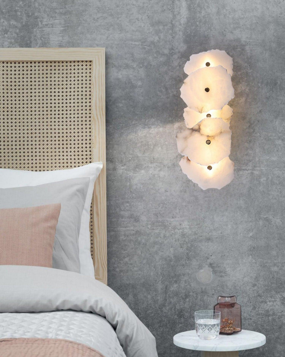 Alabaster wall lamp — Genuine natural stone with gold fixture — 1/3/5/7/9 light points | Sansoti
