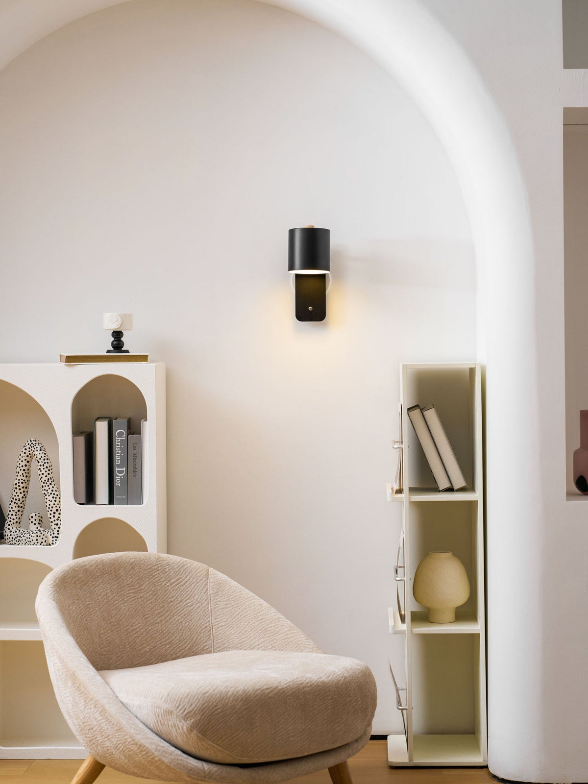 Rotatable Wall Lamp Rechargeable USB-C 350° Rotation Dimmable Touch 4 Colors | Sansoti