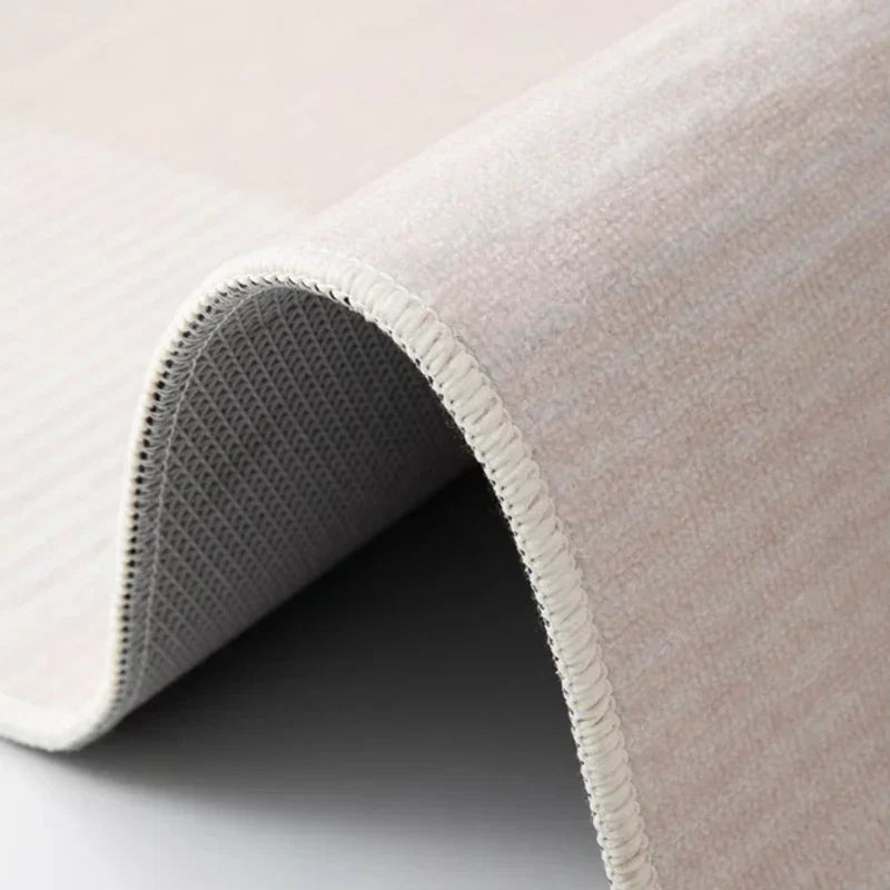 Soft Rug with Organic Shape, Non-Slip Backing, Polyester, Modern Interior, Living Room, Bedroom | Sansoti