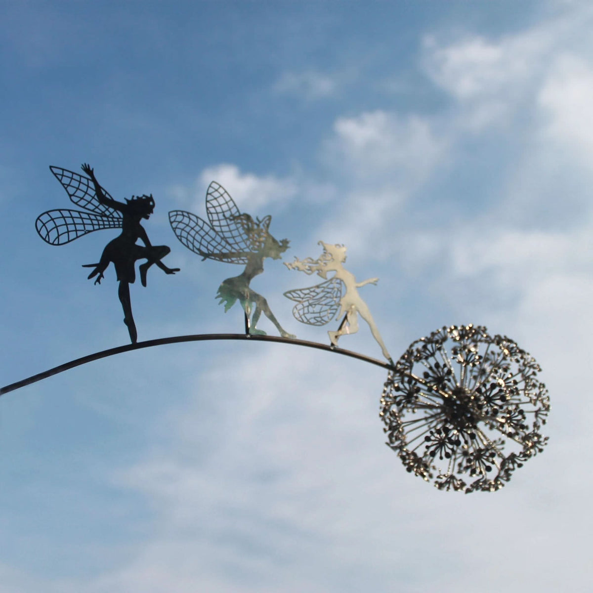Metalen Feeën Tuinornament met Paardenbloem 60cm Hoogte Decoratief Sculptuur voor Tuin Terras Buitendecoratie | Sansoti