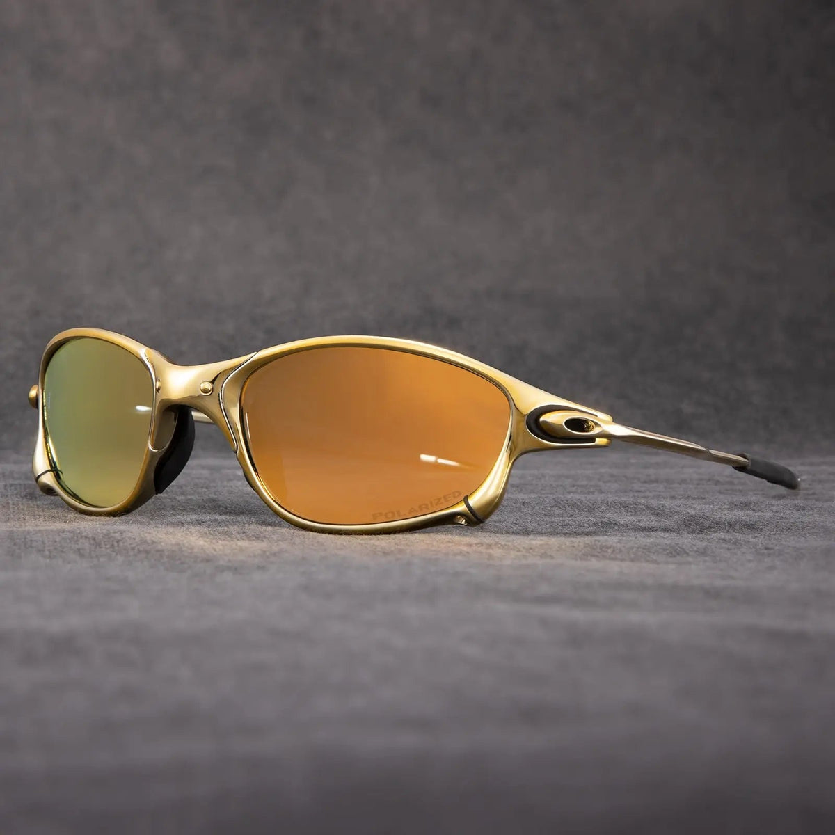 Gafas de sol deportivas polarizadas con montura metálica y lentes de espejo rojas, protección UV400 para ciclismo, conducción, deportes acuáticos y actividades al aire libre | Sansoti