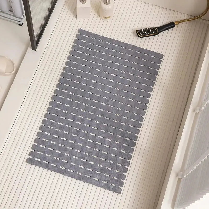 Non-Slip Bath Mat with Suction Cups and Drainage Holes 40×63 cm for Safe Showering | Sansoti