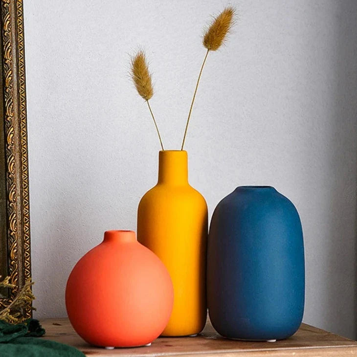 Ceramic Vase with Hand-Painted Scandinavian Motifs – Decorative Flower Vase for Living Room and Table | Sansoti