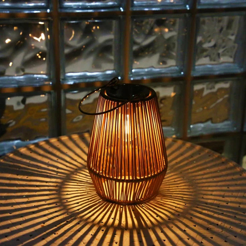 Hanging solar lantern, IP65, rattan, 21 cm, 8-hour runtime, no cables or power outlet required | Sansoti