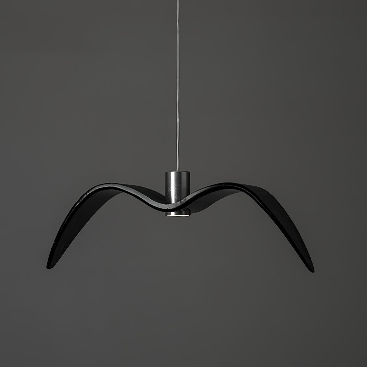 Suspension LED design oiseau résine aluminium blanc noir 3000K 4000K 6000K salon lampe pendante minimaliste organique plafonnier | Sansoti