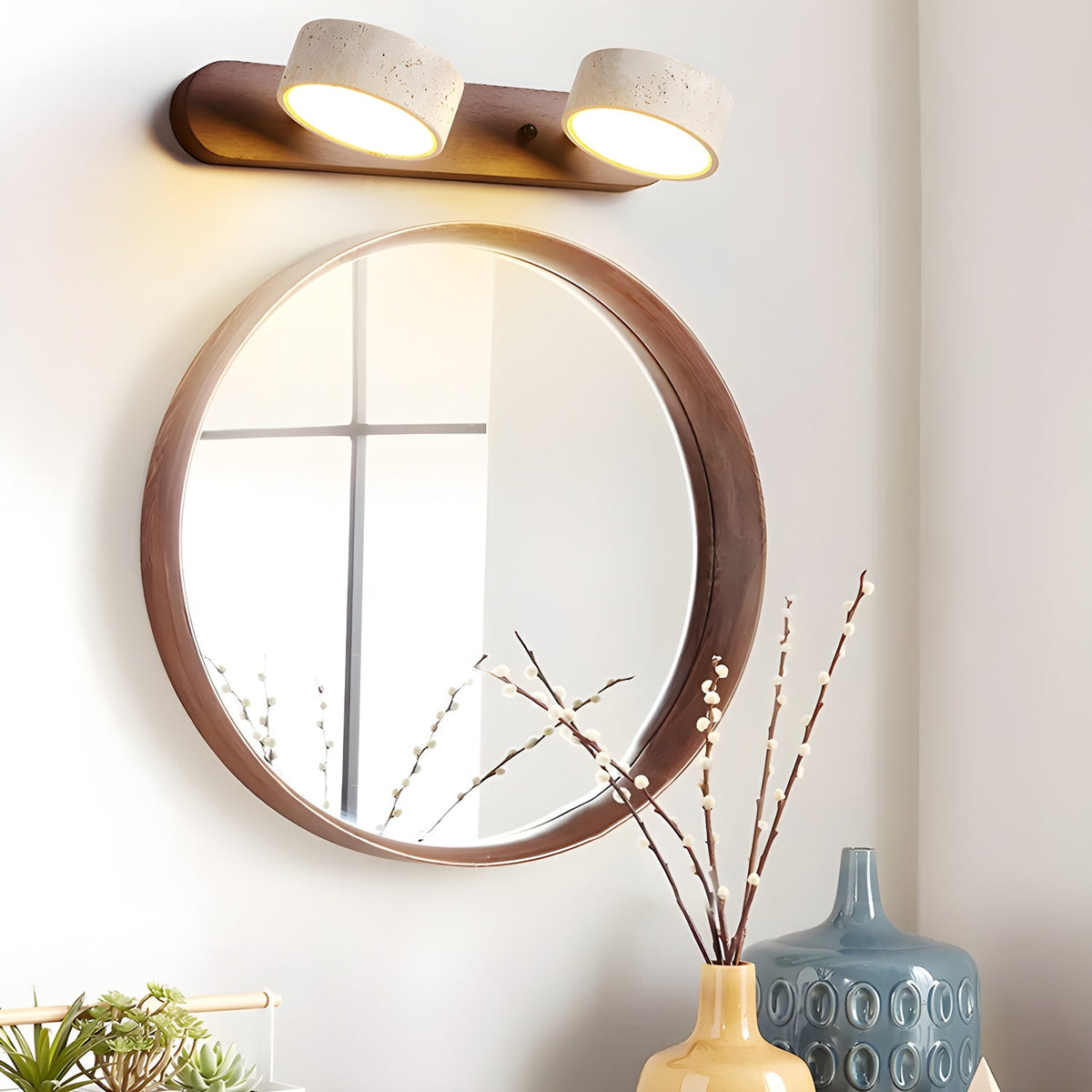 Travertin-Wandlampe mit Holzfuß und doppelter LED-Lichtquelle, natürliches Stein-Design, Wandbeleuchtung für Schlafzimmer, Flur und Wohnzimmer | Sansoti