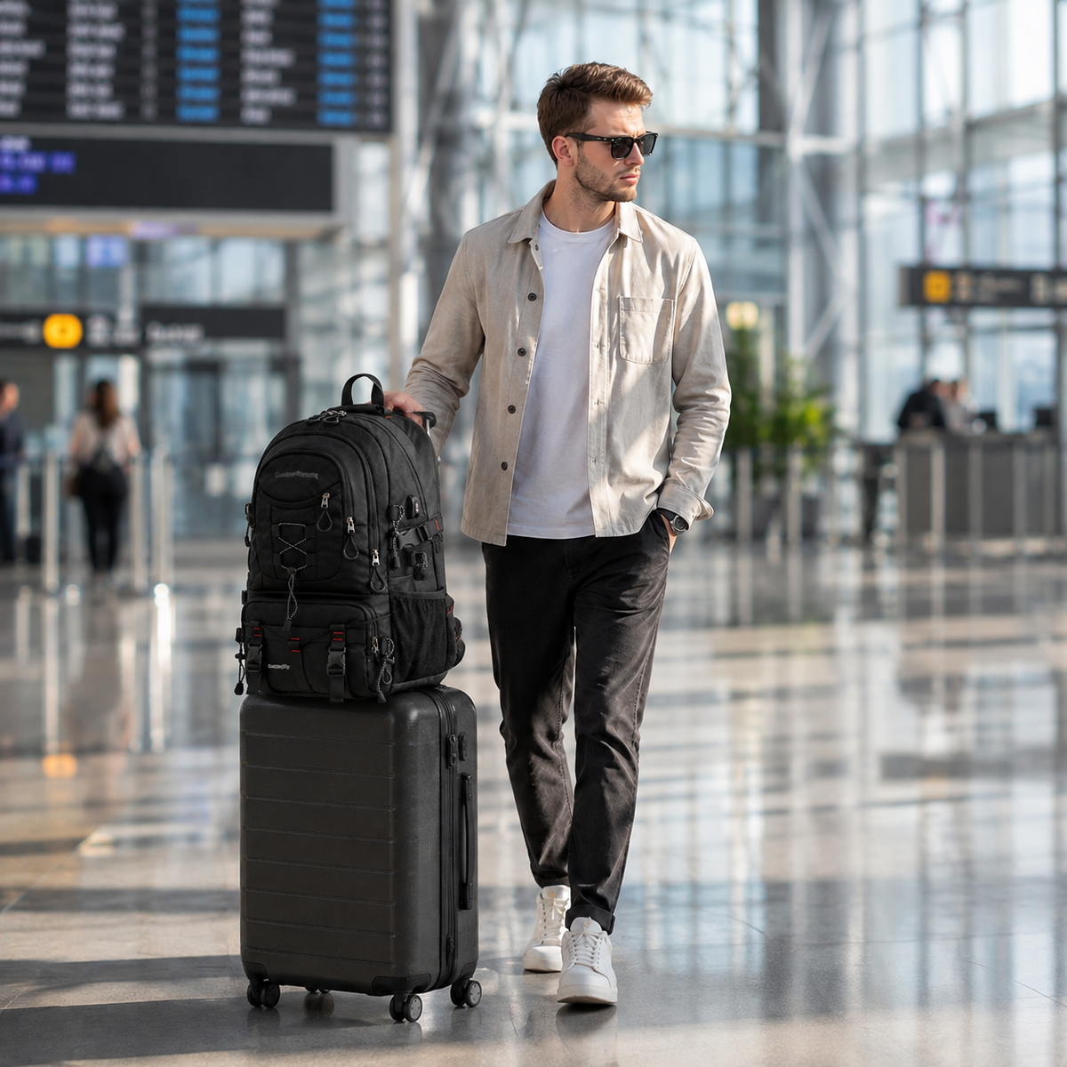 Trekkingrucksack 40 Liter mit USB-Anschluss, ergonomisch und wasserdicht, zum Wandern, für Bergtouren, Outdoor-Aktivitäten, Camping und Reisen | Sansoti