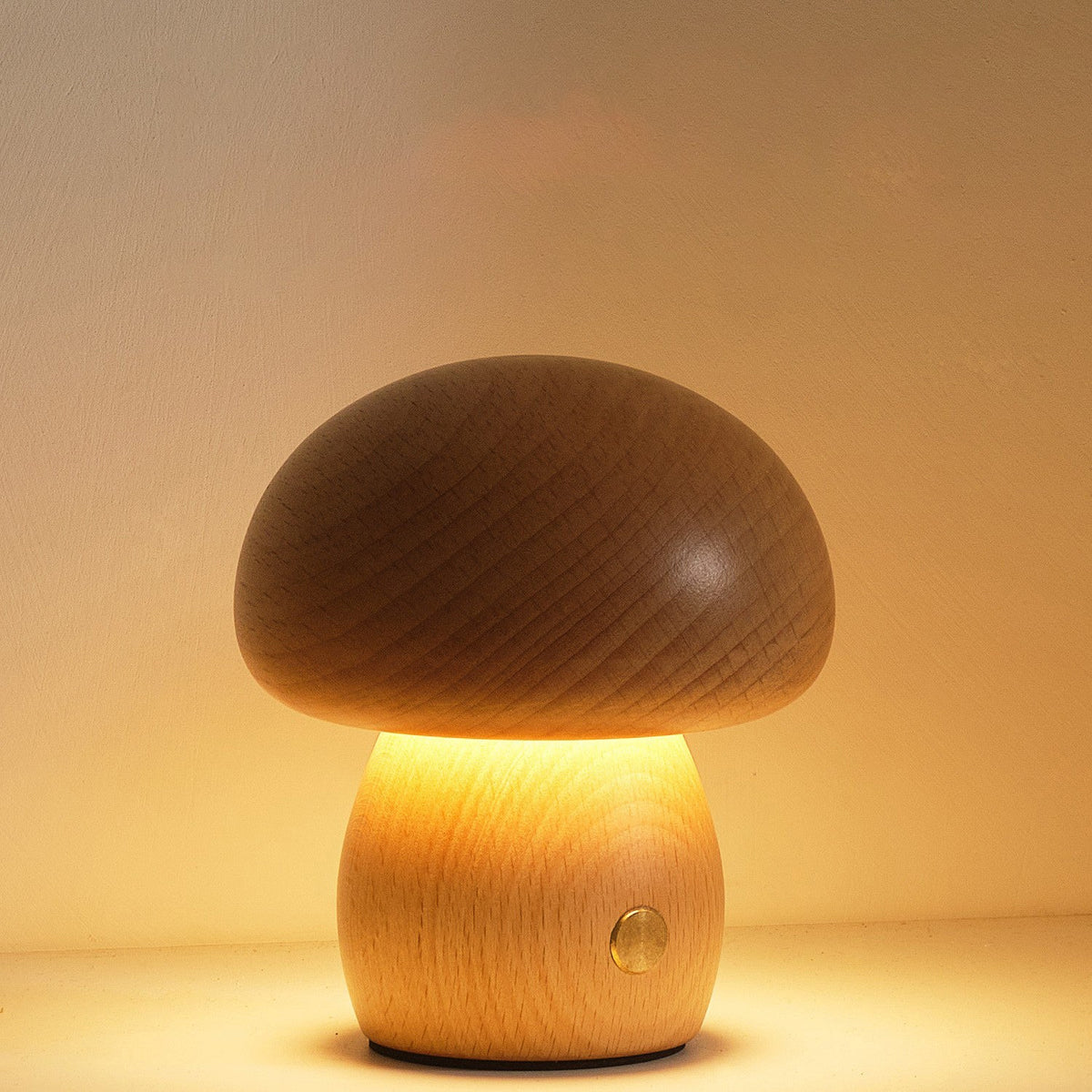 Lampe de table champignon en bois avec batterie intégrée et commande tactile – lumière d'ambiance chaude pour salon, chambre, bureau – lampe LED rechargeable avec fonction dimmable – éclairage décoratif d'ambiance | Sansoti